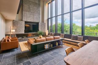 Niseko Central Houses and Apartments - 9