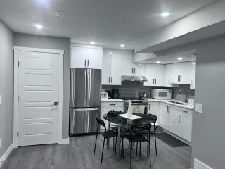 2 Beds 1Bath Suite Basement - Calgary - 7