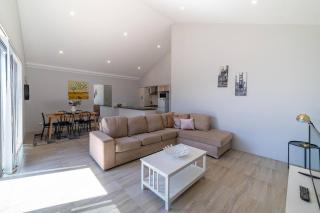 Swan Valley Fantastic Family Home - Aveley - 7