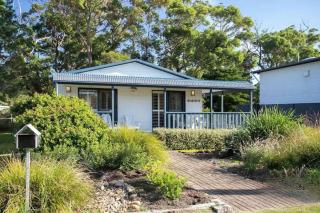 Bawley Beach Bungalow - 9
