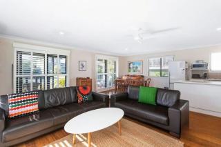 Bawley Beach Bungalow - 4