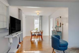 Nashville's Primrose Cottage In Hip Belmont Area - 7