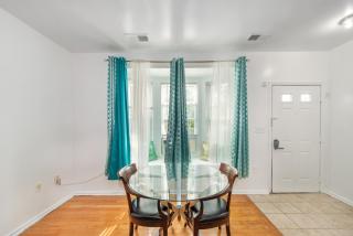 4 bedroom home near nyc, EWR, American dream mall - 9