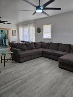Lindy Ln House - 5