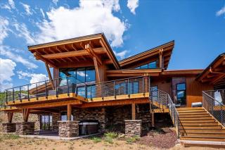 Mountain Cabin W Deck Views & Hot Tub - 5