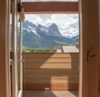 Luxury Penthouse - 3 King Suites - Ug Parking - Canmore - 3