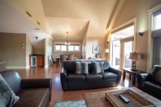 Luxury Penthouse - 3 King Suites - Ug Parking - Canmore - 2