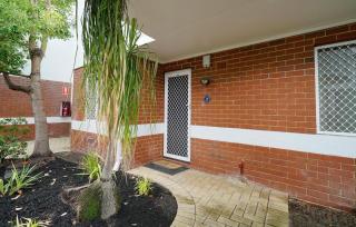 6 Light Bright Home In South Perth - Perth - 8