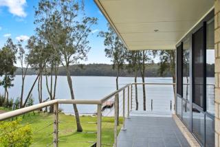 The Lake House - lakeside retreat w. pool & views - 0