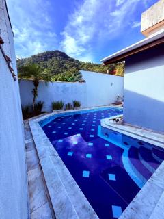 Casa grande com piscina churrasqueira e garagem Praia do Lázaro Ubatuba - 9