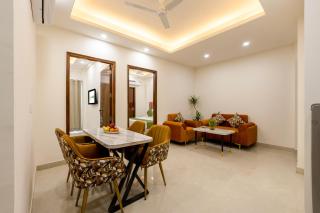 Limewood Stay 2 BHK Service Apartment Near Artemis Hospital - 6