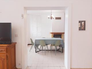 Gîte spacieux au cœur de Marboué - FR-1-581-155 - 1