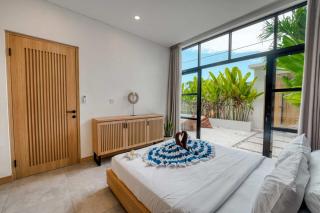 Divine Villas A2 Brand New 2BR in Canggu - Munggu - 9