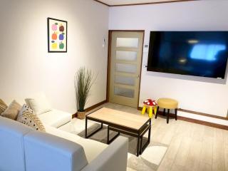 Liaison House Universal Gateway 2 - 0