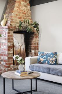 Evies Cottage I Belmont Suites I regionalXscapes - 6