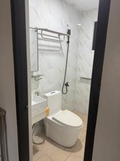 Amp rental unit - Manila - 2