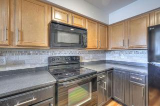 Happiness On Nashville's Riverfront - 2bed 2bath - 4