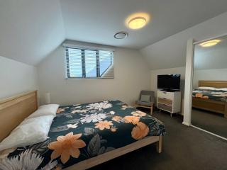 Relax On Moonshine - Your Coastal Haven Awaits - 7