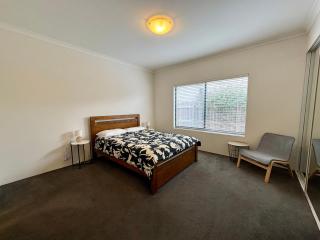 Relax On Moonshine - Your Coastal Haven Awaits - 2