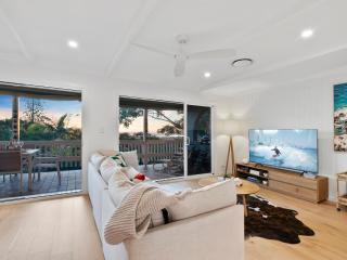 Penthouse Sunsets - Stylish Noosa Heads Escape with Breathtaking Views - 5