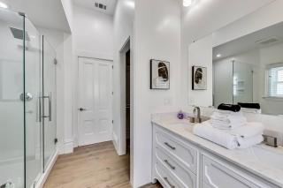 West Oakland Charm 5br5ba Ac Wd - Oakland - 5