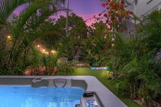The Purple Paradise Poolhot Tub Little Havana - 8