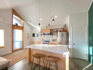 Private Oasis! Cozy & Close To Everything! - Portland - 5