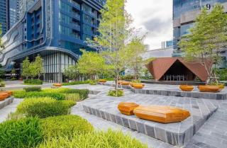 Bangkok Center Elite 1BR Condo Asoke MRT - 9