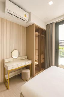 Bangkok Center Elite 1BR Condo Asoke MRT - 2