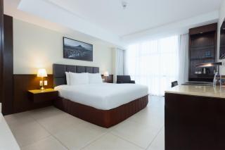 The B Hotel Alabang - 2