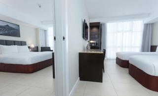 The B Hotel Alabang - 4