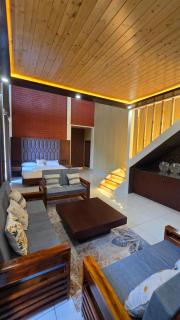 Rosewood Cottage - 2