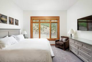 Elevated Alpine Escape Premium Snowmass Luxury - 4