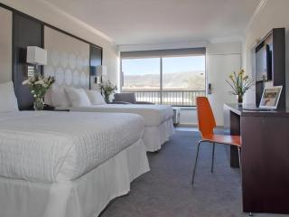 Park Pointe Hotel - 2