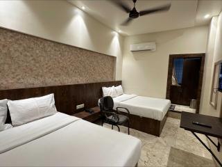 Townhouse Downtown Wardha Road Formerly Vijayshree Celebration - Nagpur - 8