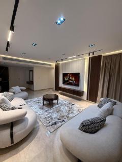 Luxury hotel apartment for rent - Sheikh Zayed - 4