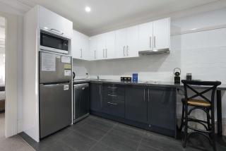 Blue Door Apartment 2 - CBD, Heritage, Ideal for Work - 2