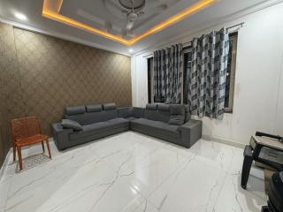 Silver Nest Farms 3BR Villa with Pool by Homeyhuts - 7