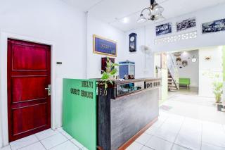 OYO 94691 Nelvi Guest House - Padang - 6