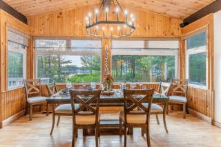 Stunning 3br Waterfront Lake Cottage Hottub&sauna - 8