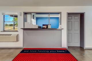 Econo Lodge Inn & Suites Enid South - 8