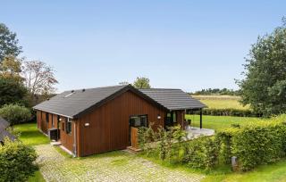 4 Bedroom Awesome Home In Hornbæk - 1