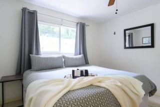 The Peacock Villa 1 By Pmi - 4