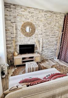 N2 Barbacane-Pieds Cité-Bohème Chic-Clim Mobile - 1