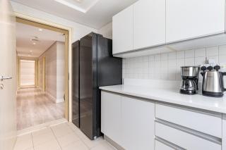 Spacious Central JBR Home with Private Beach - 1