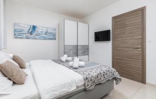 Stunning Apartment In Pula With Wifi - Cir773 - 6