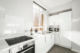 Central location, perfect for attractions & West End - London - 1