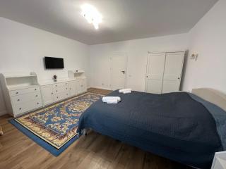 Carina Guest House - 2