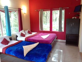SilverCloud Homestay - Avathi - 1