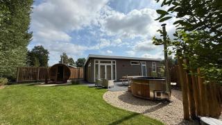 Casa del Carmen airco, privé hottub en sauna, WiFi and 2 bedrooms - heinkenszand - 0